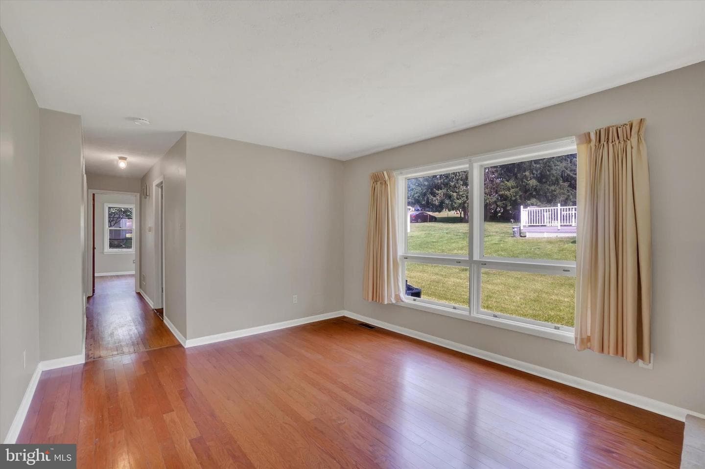 1610 N East Street photo 6