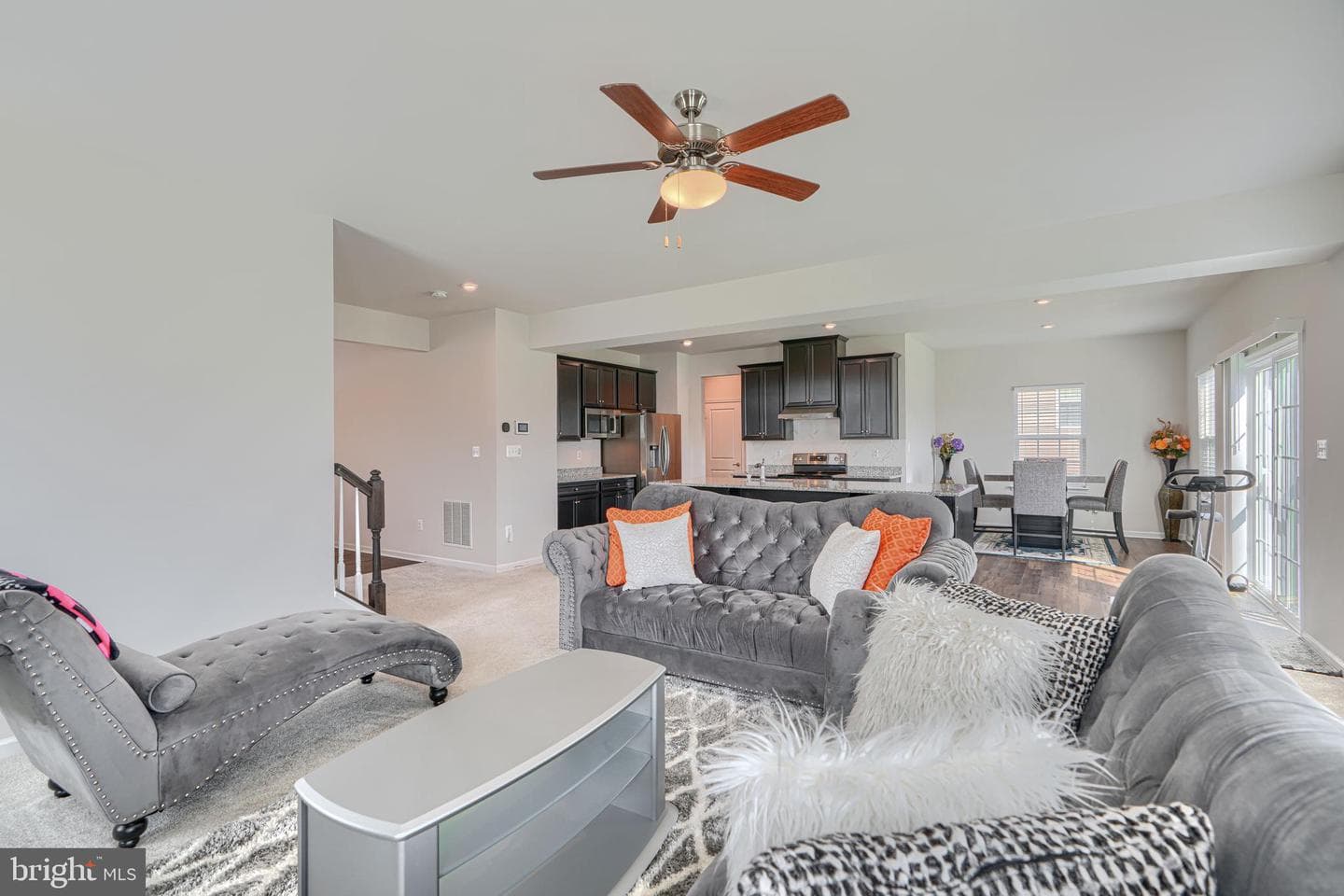 219 Chadsworth Way photo 12
