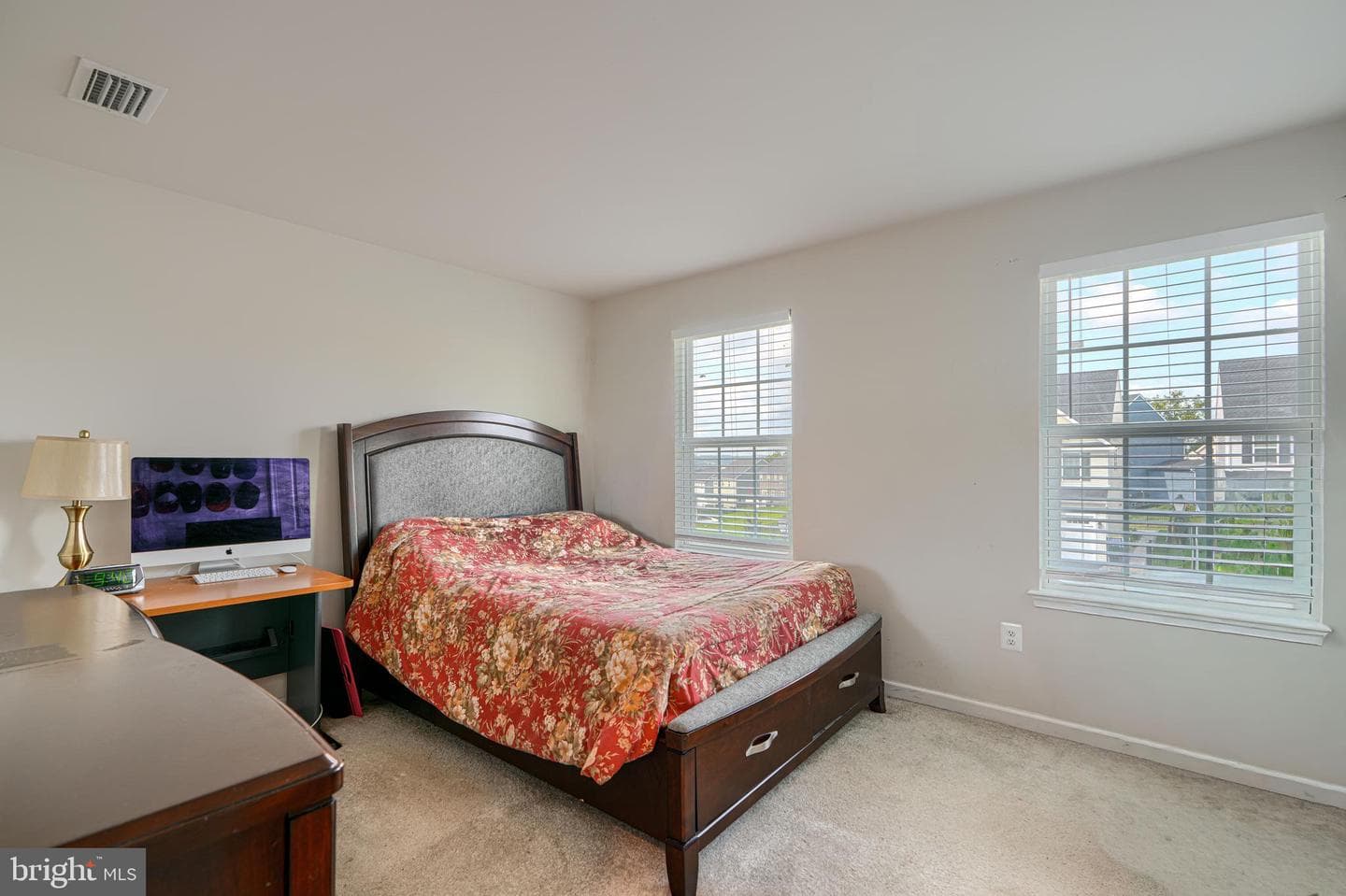 219 Chadsworth Way photo 40