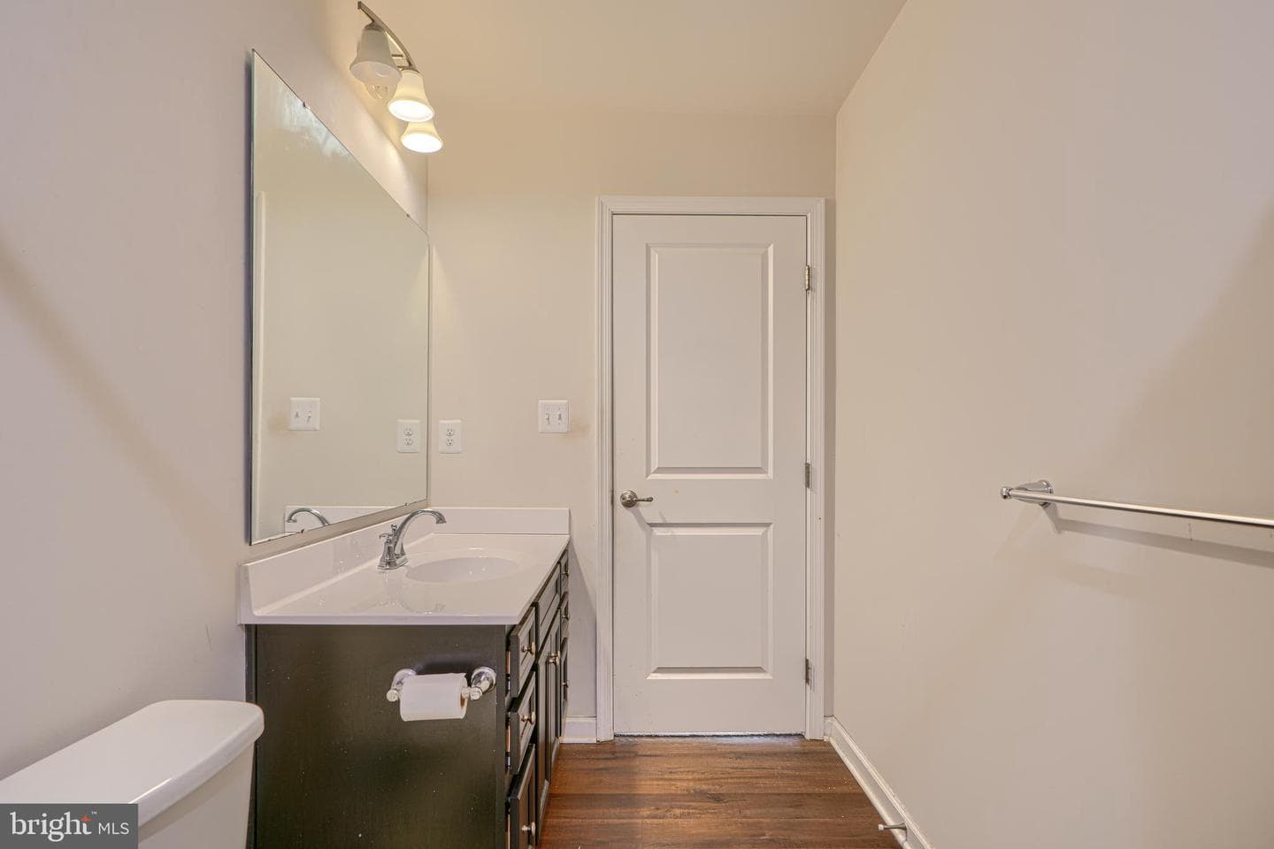219 Chadsworth Way photo 52