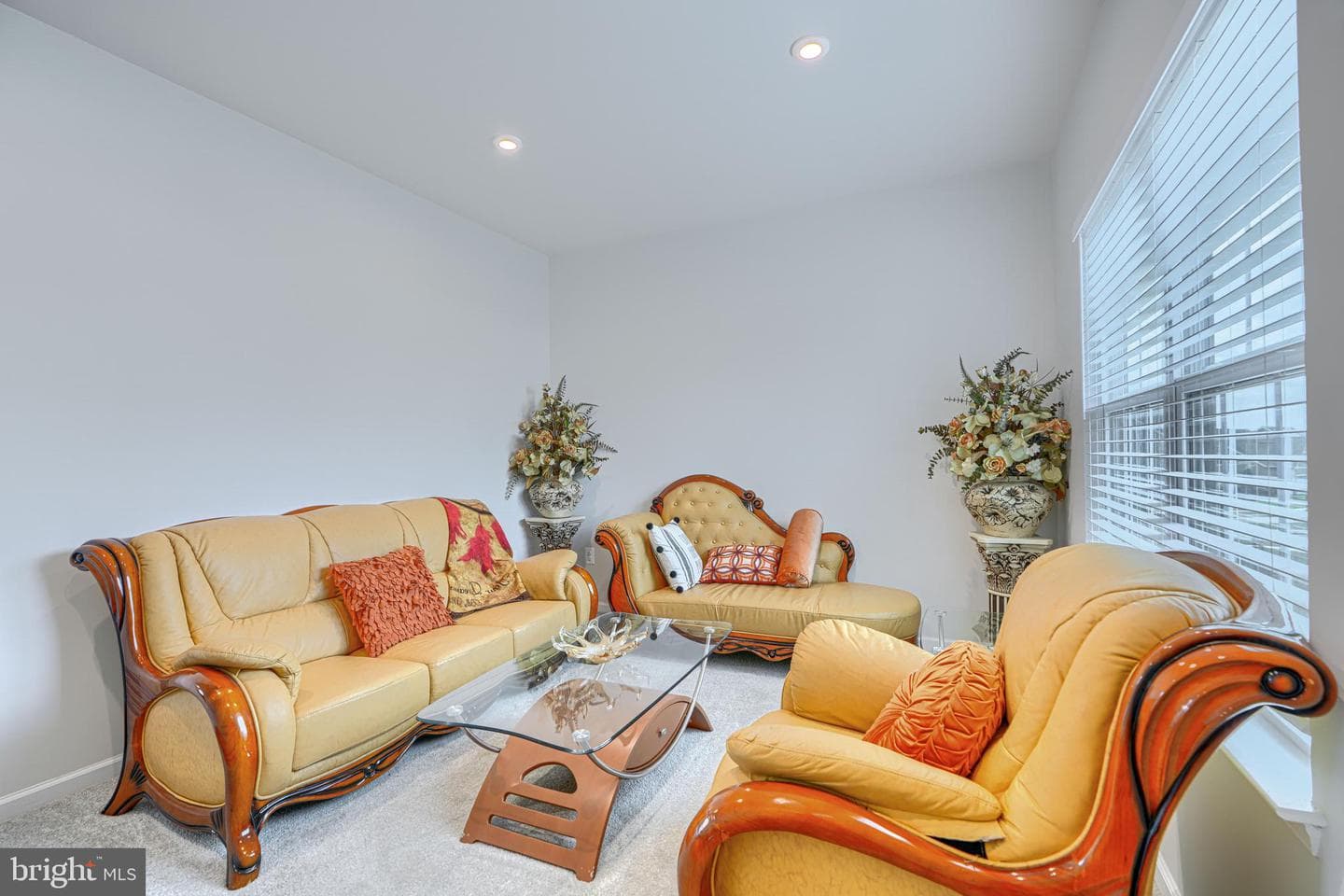 219 Chadsworth Way photo 7