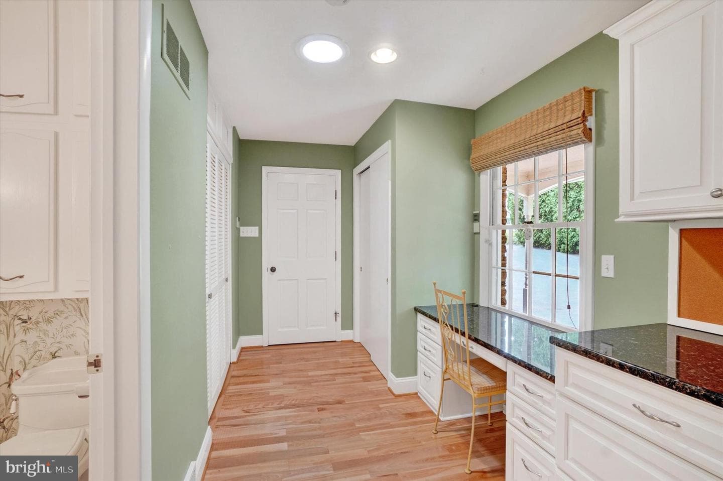 100 Shelbourne Drive photo 15
