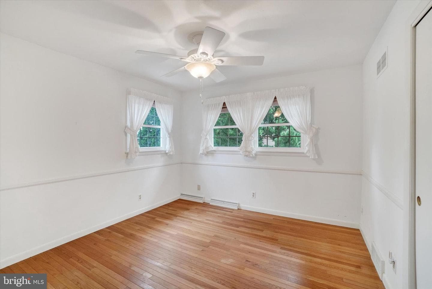 100 Shelbourne Drive photo 26
