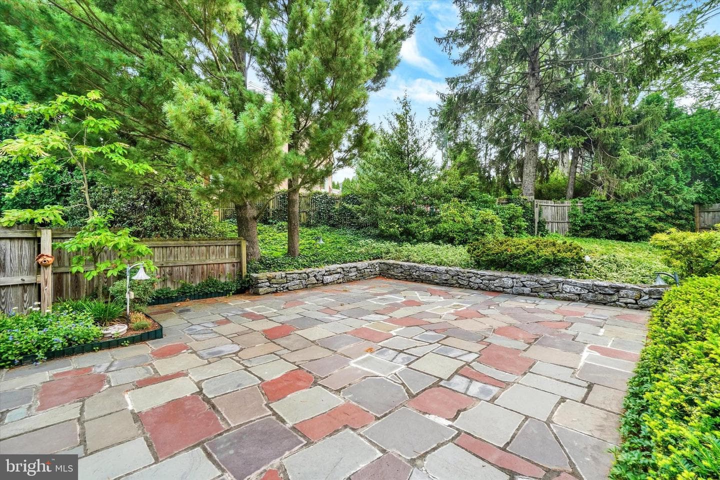 100 Shelbourne Drive photo 5