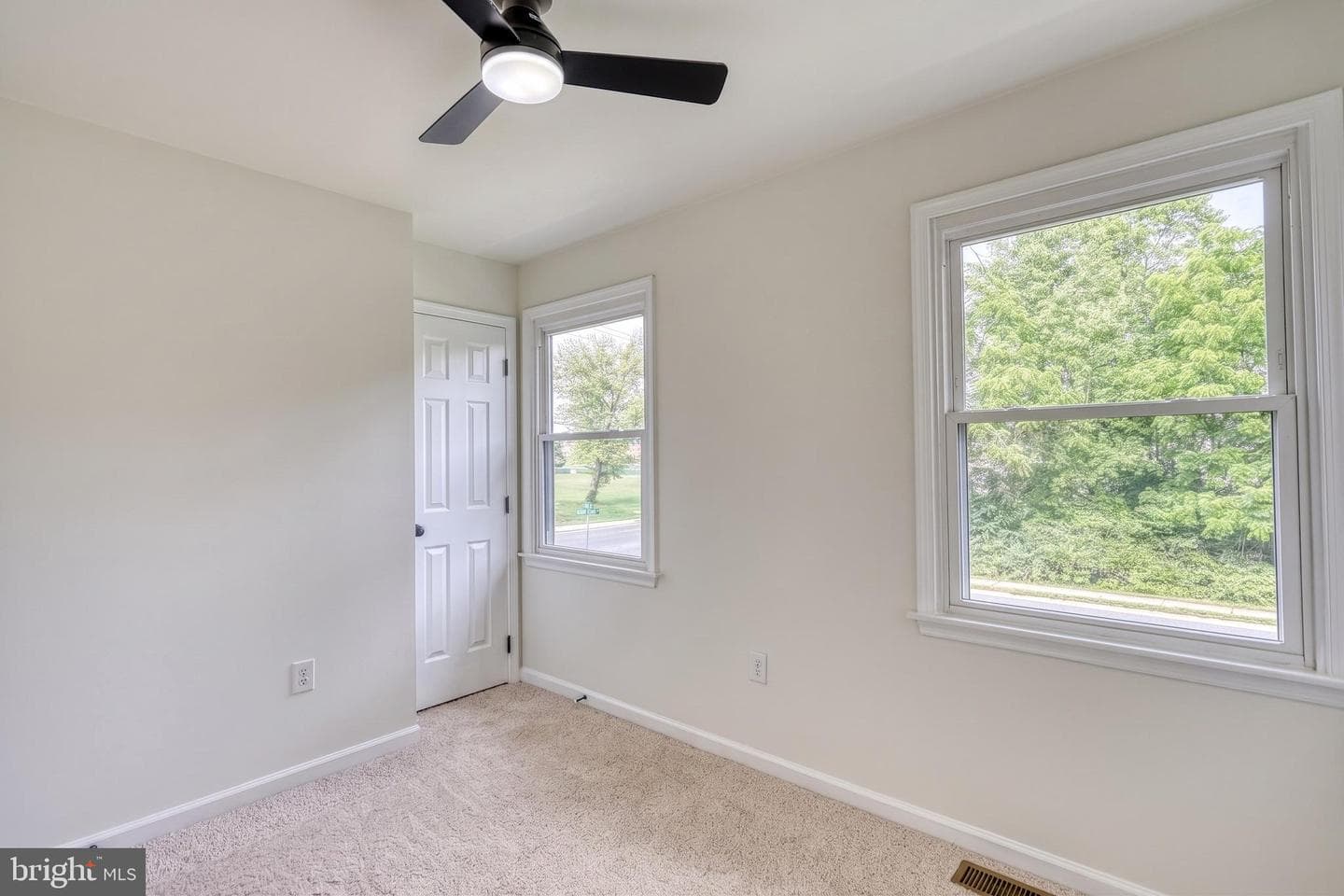 15 Hazel Drive photo 40