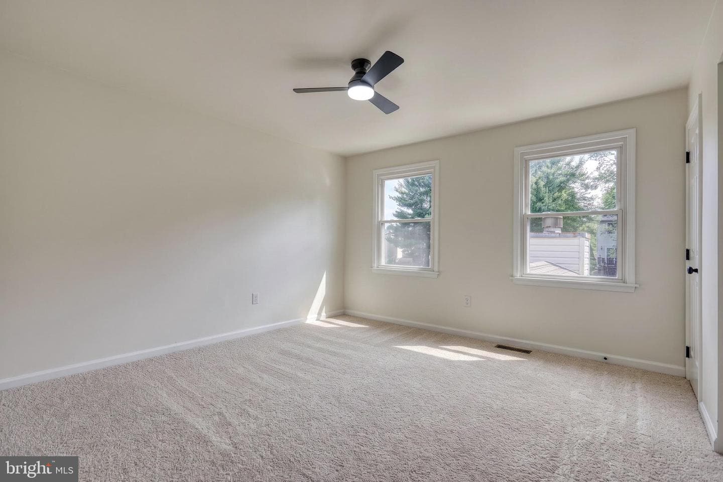 15 Hazel Drive photo 44
