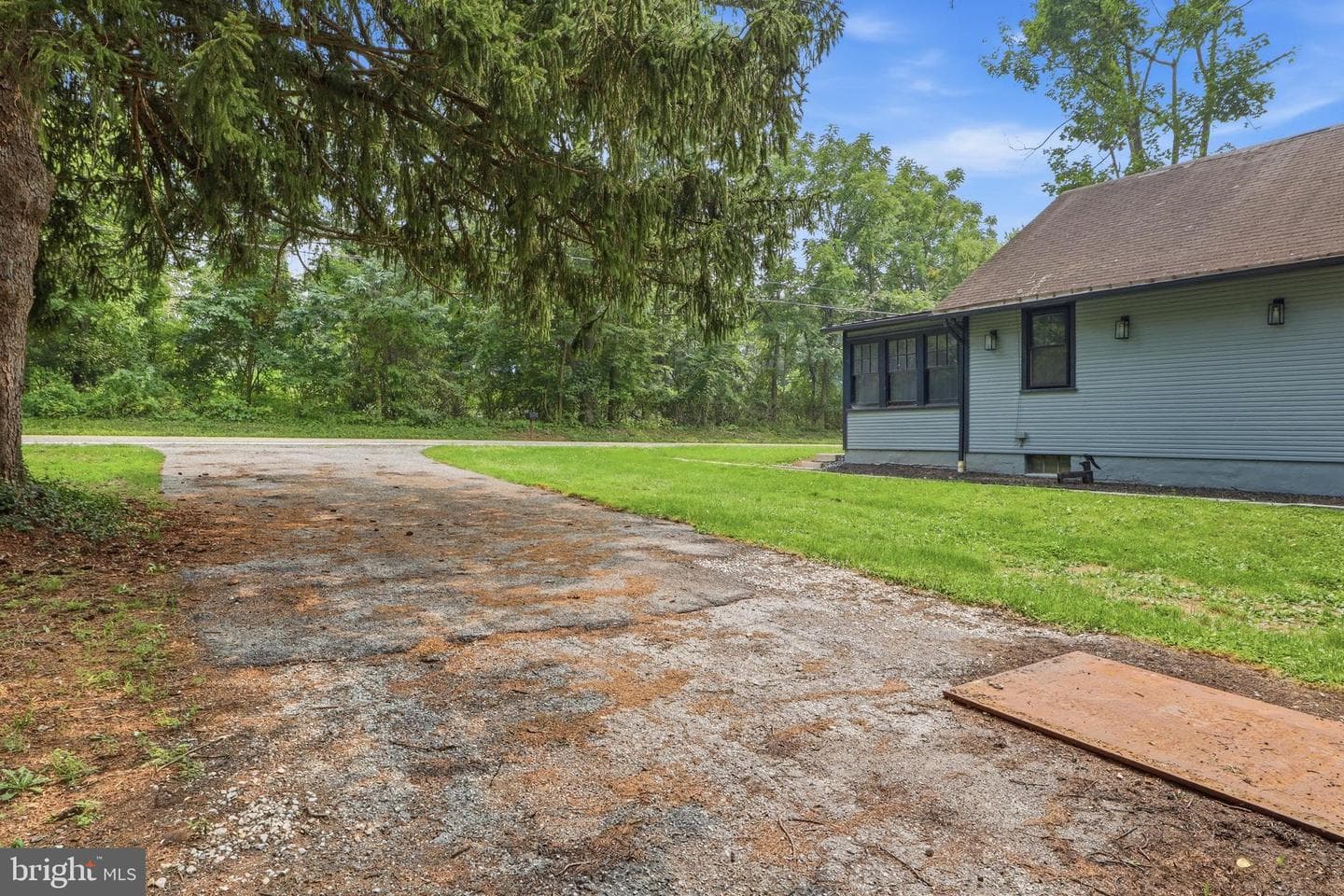3140 Crooked Wind Lane photo 4
