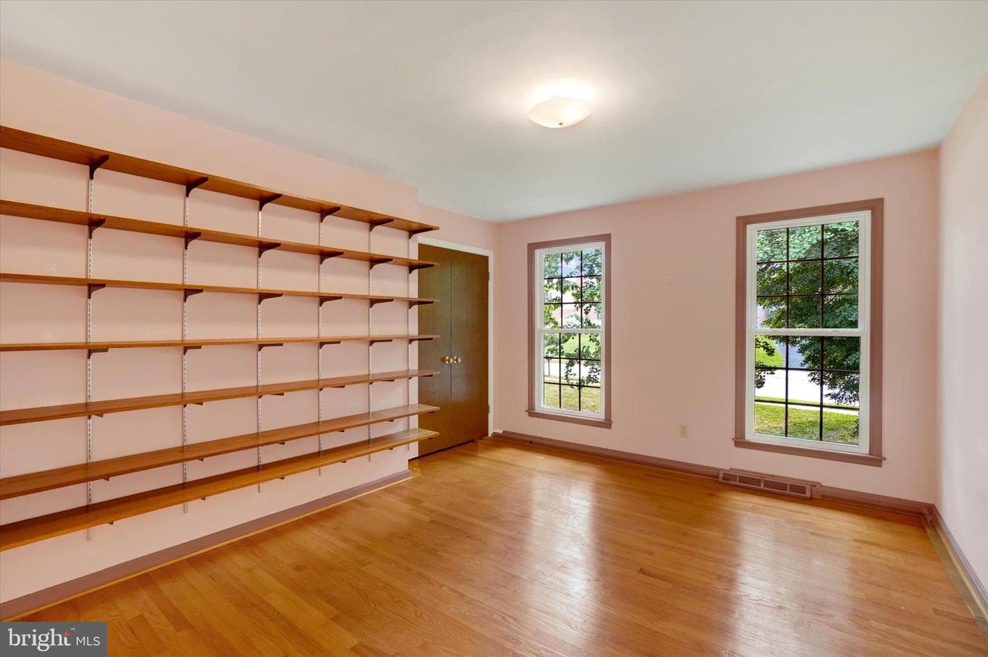 3706 Silverwood Drive photo 23
