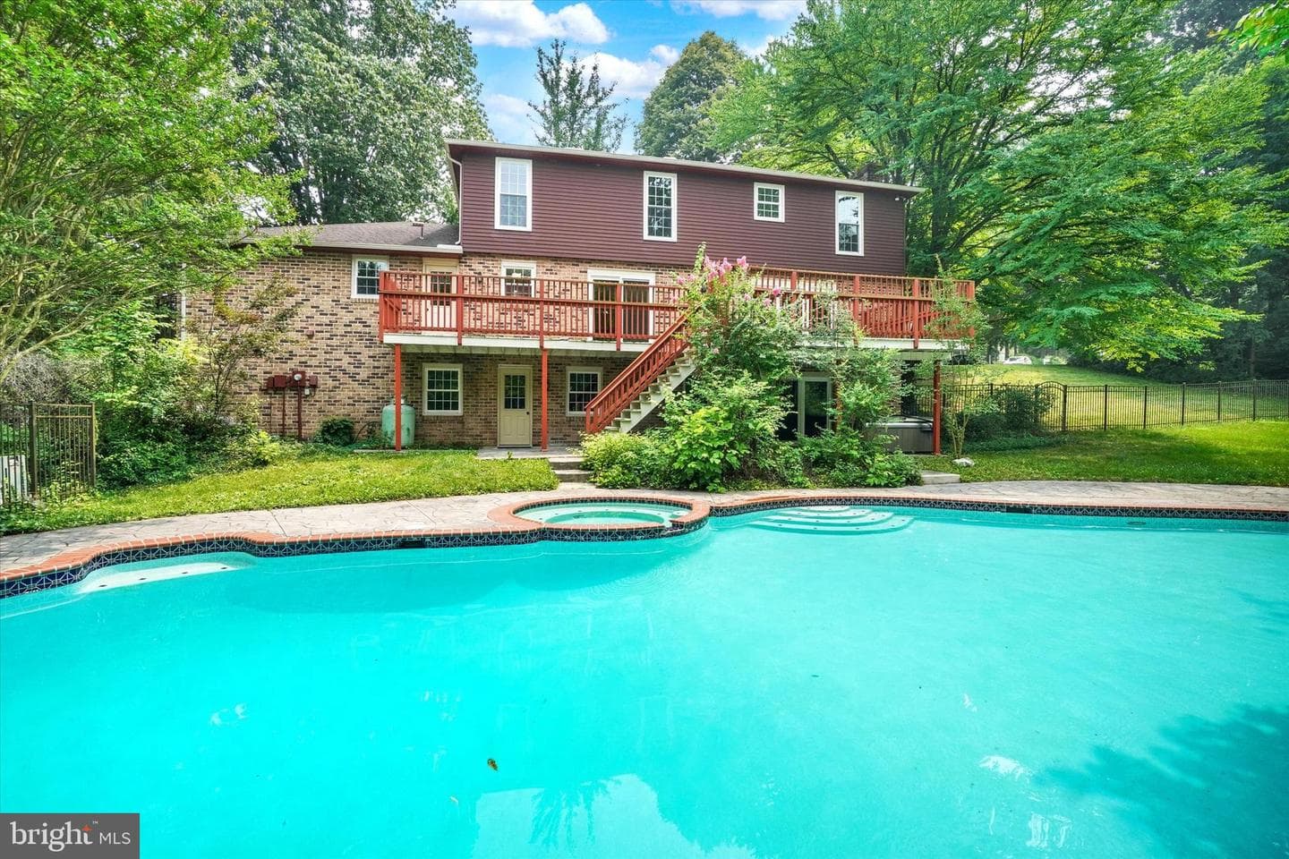 3706 Silverwood Drive photo 39