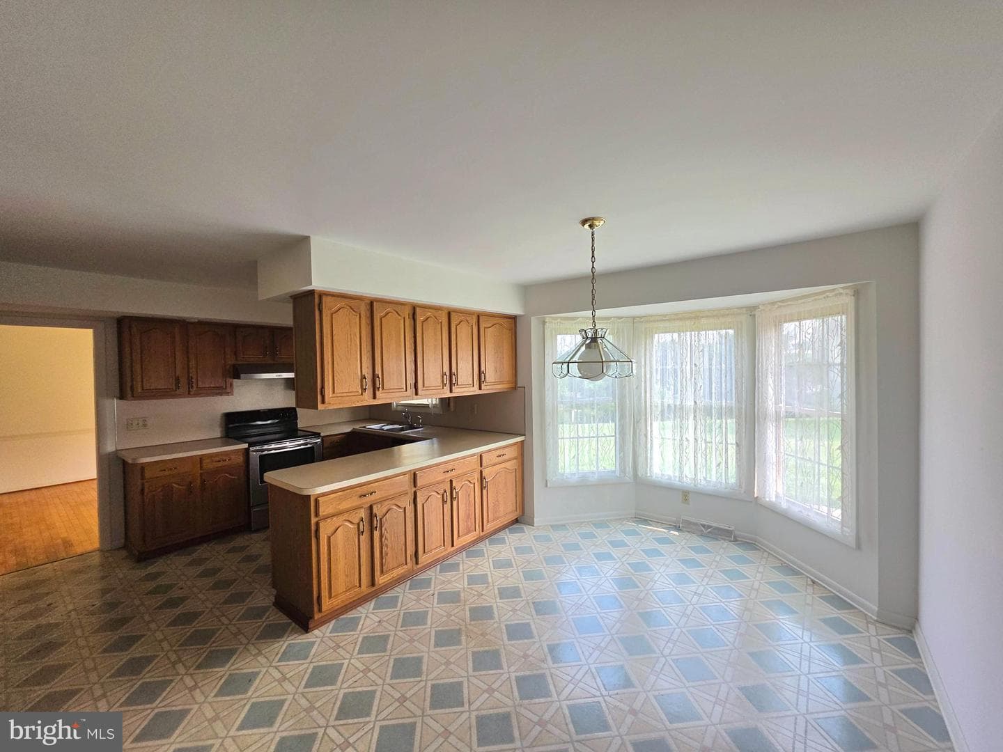 3765 Compton Lane photo 5