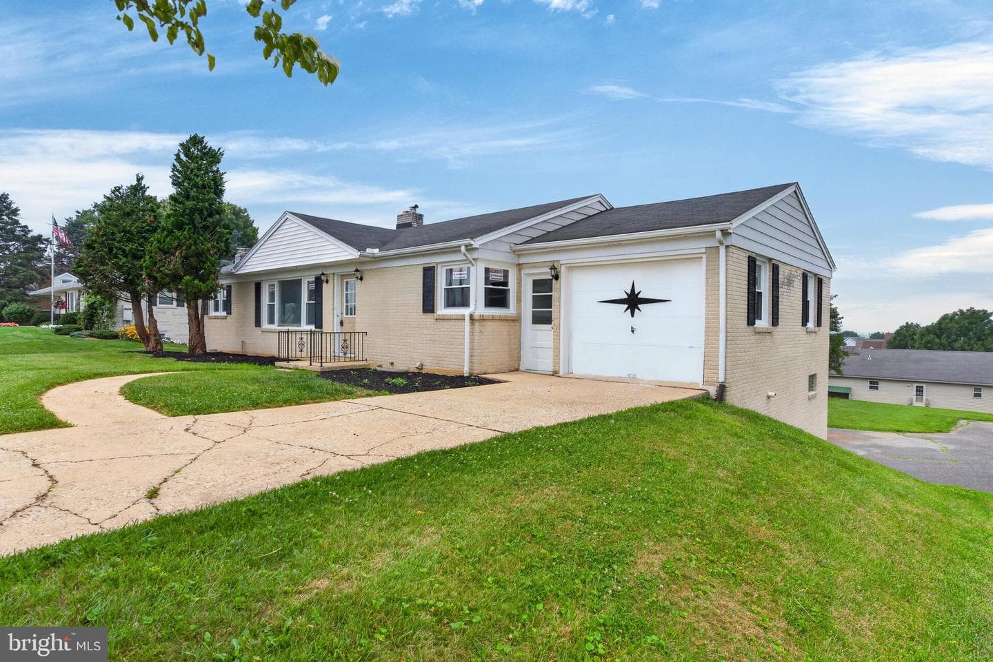 385 Manor Road, Red Lion