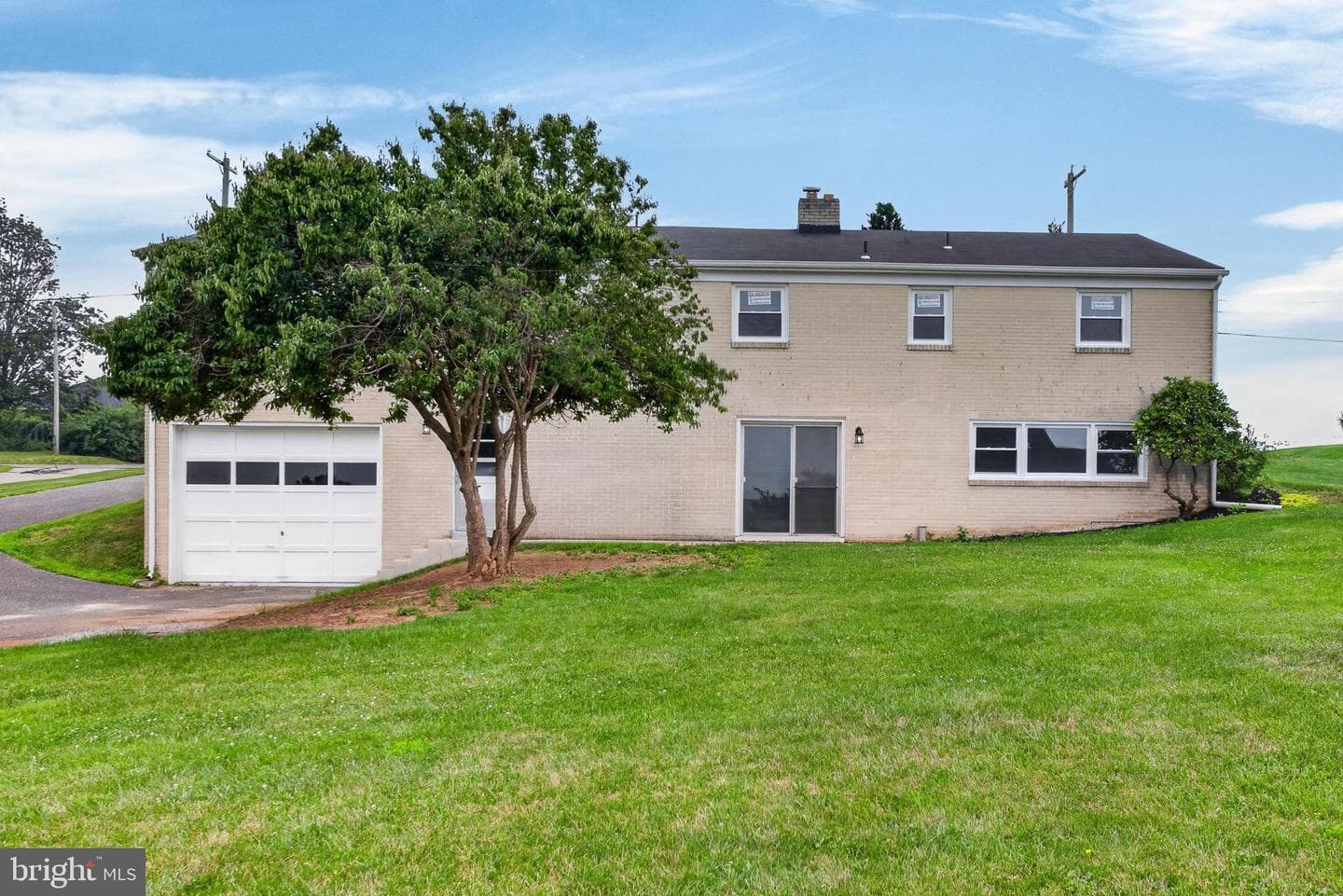 385 Manor Road photo 33