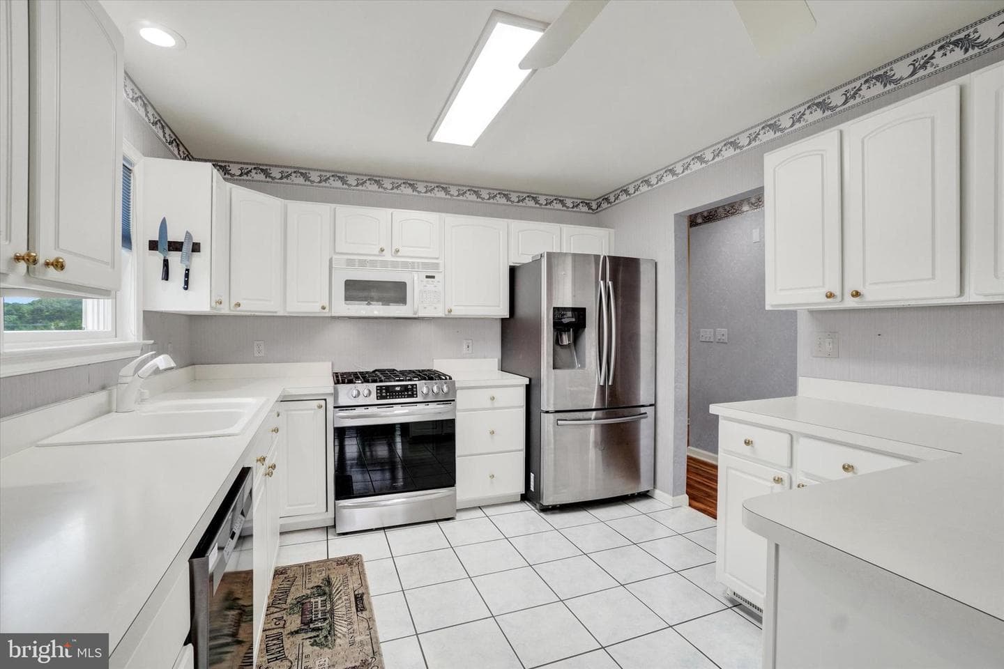 2475 Pin Oak Drive #64 photo 5