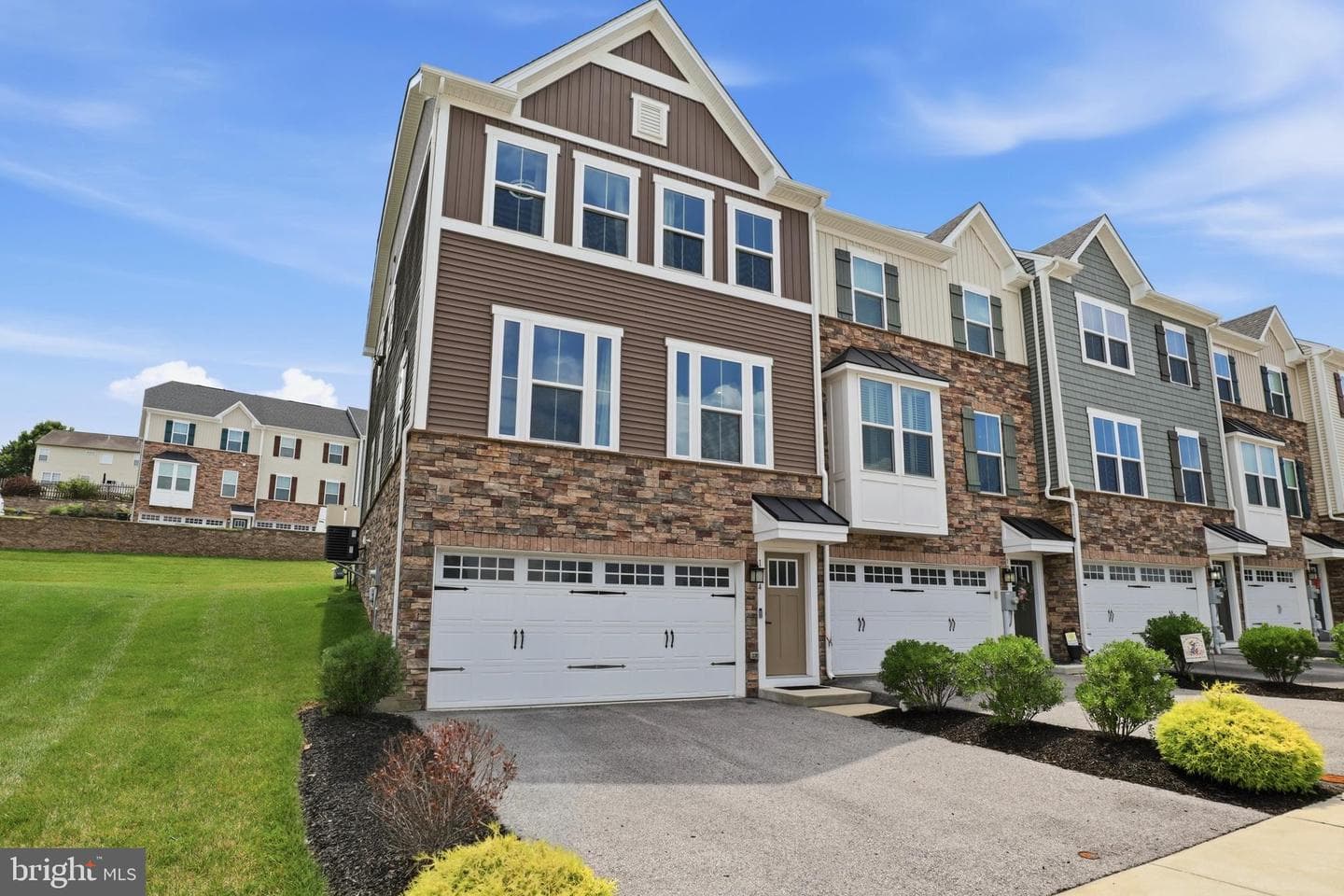 1054 Rosecroft Lane #24, York
