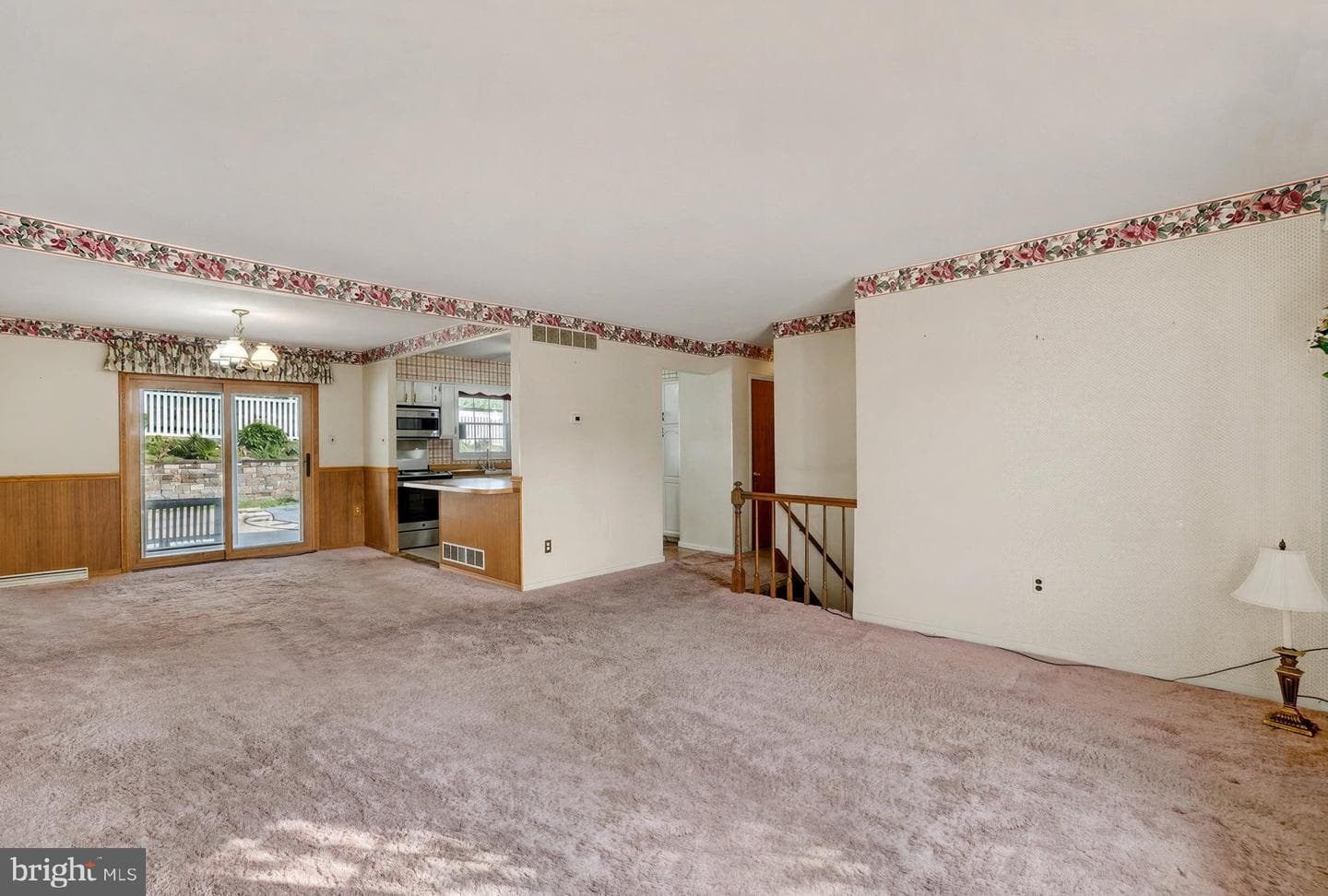 127 Strassburg Circle photo 6