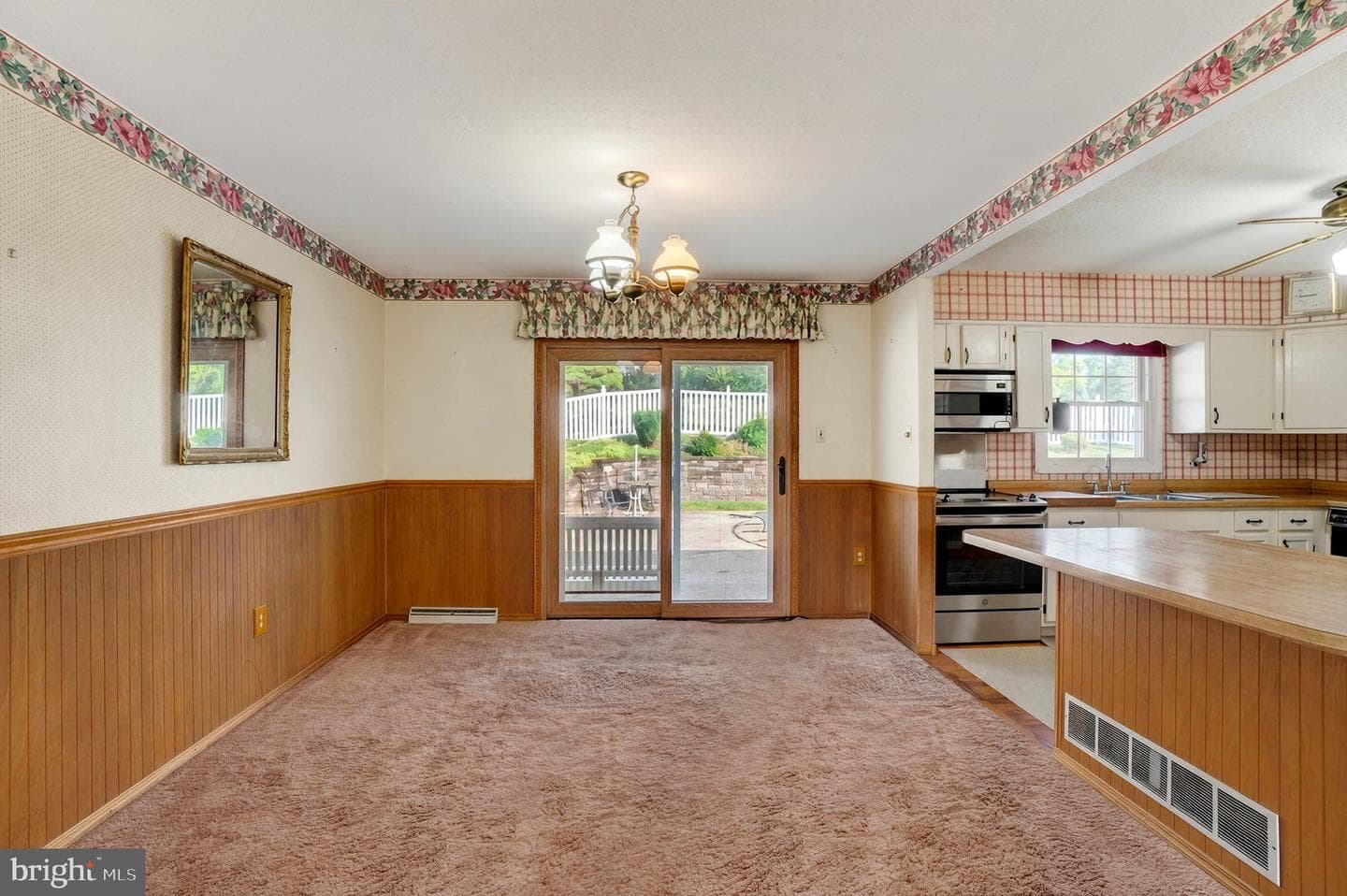 127 Strassburg Circle photo 8