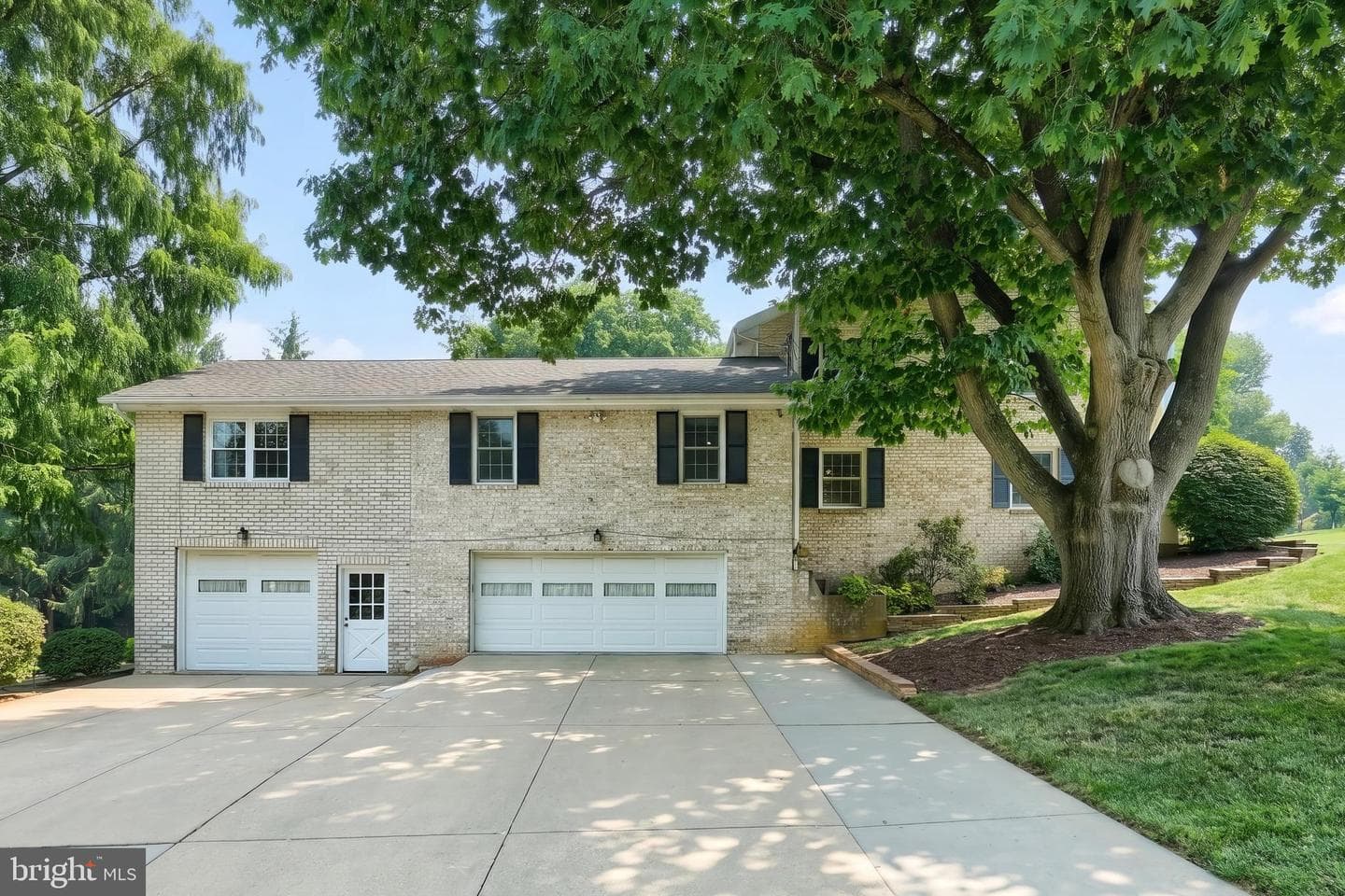 701 Hoffman Road photo 56