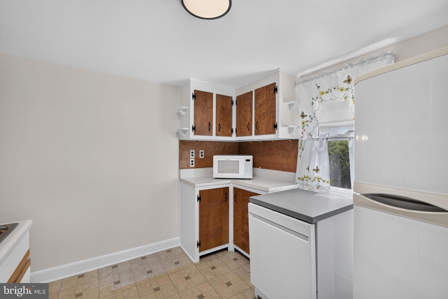 540 Manor Road photo 13