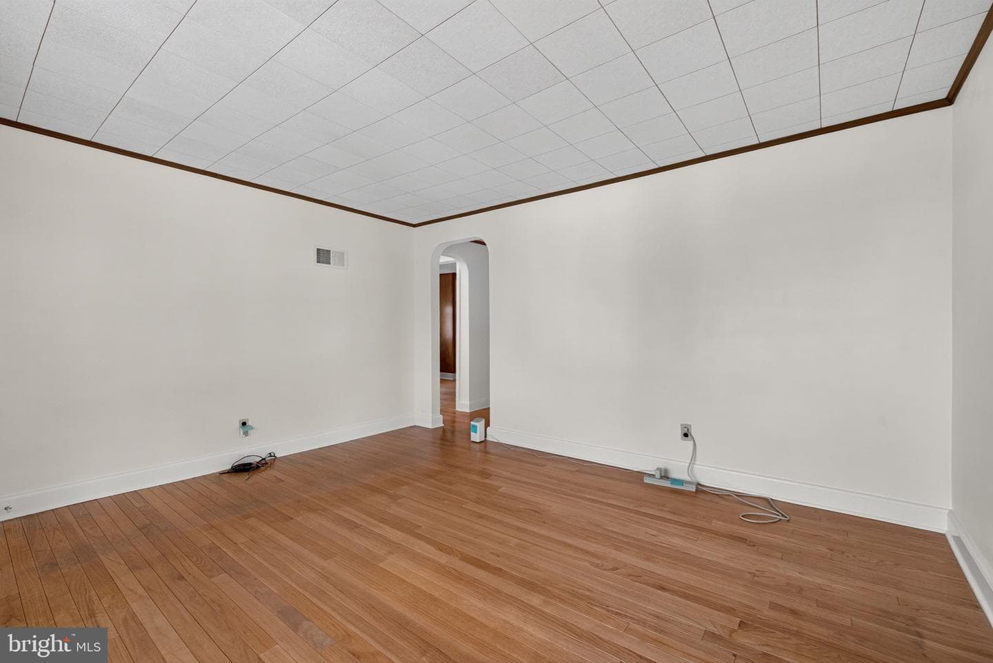 540 Manor Road photo 8