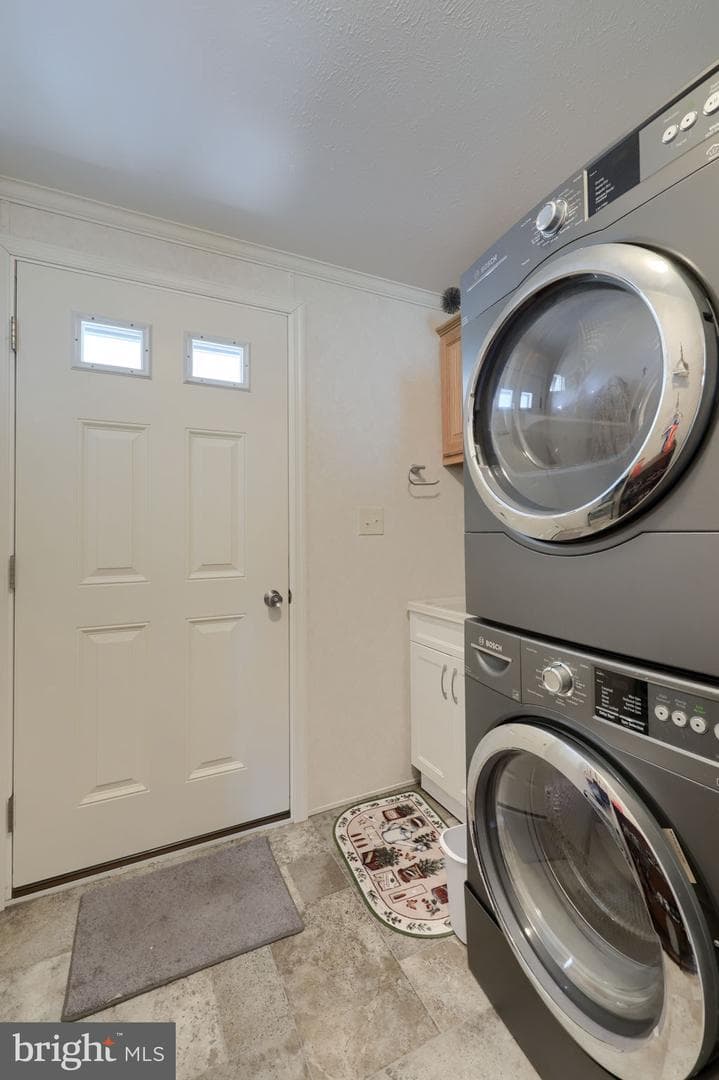 254 James Way photo 22