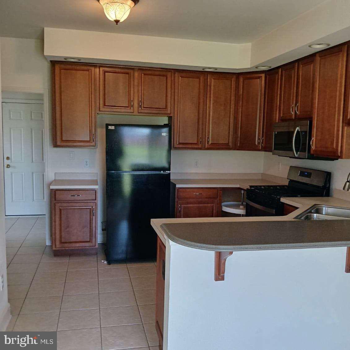 111 Scully Place photo 6