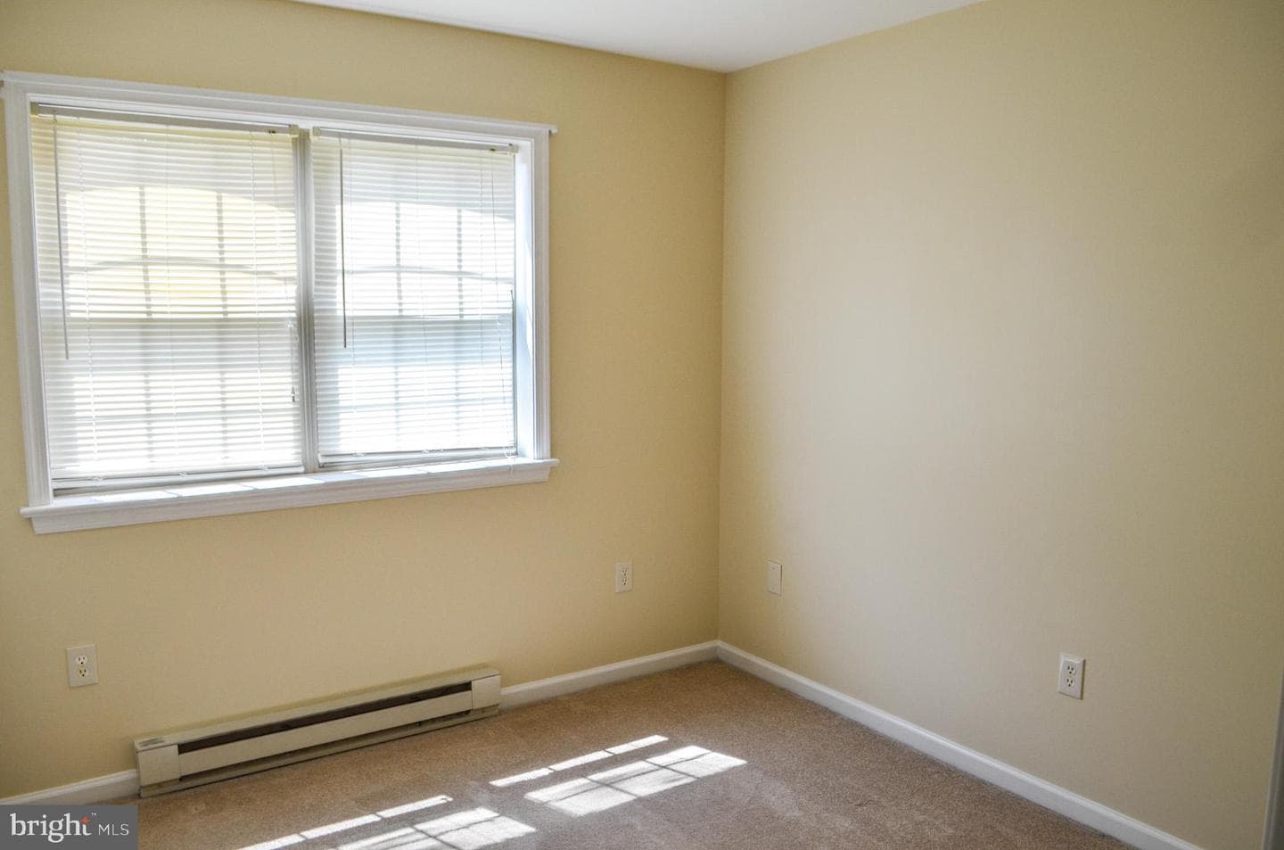 85 Chatham Lane photo 17