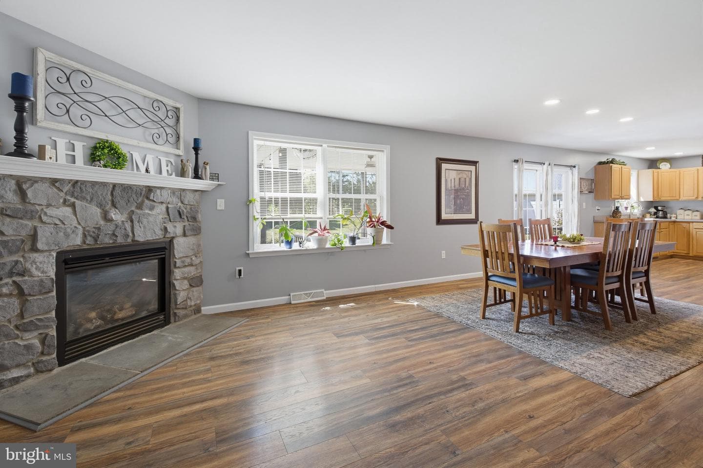 2037 Wood Hall Way photo 10