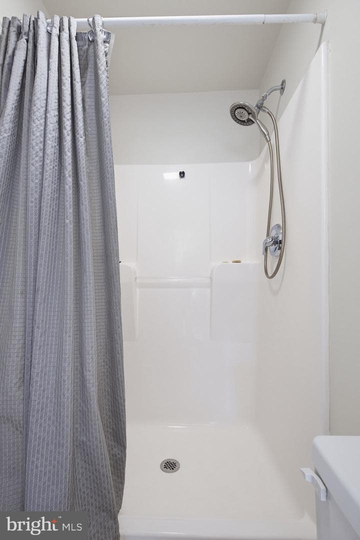 2037 Wood Hall Way photo 17