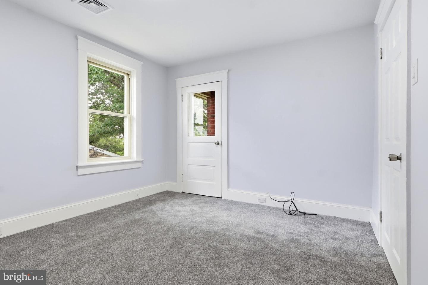 1405 1st Avenue photo 31