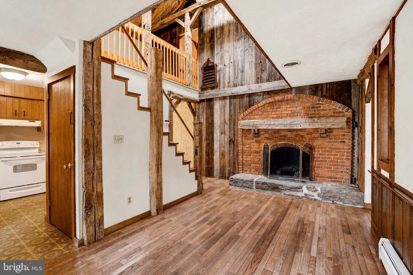 821 Smeltzer Road photo 13