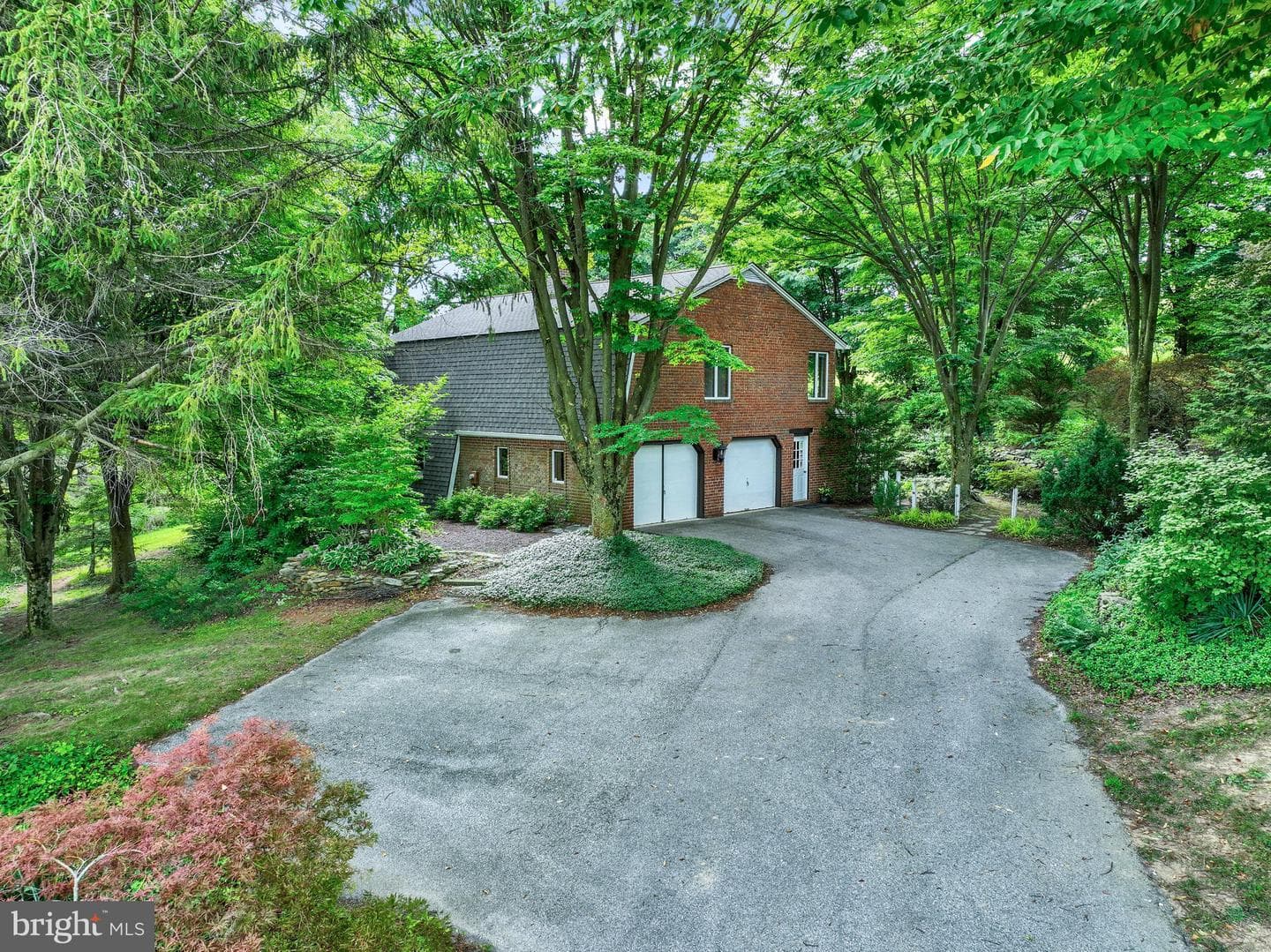 821 Smeltzer Road photo 3