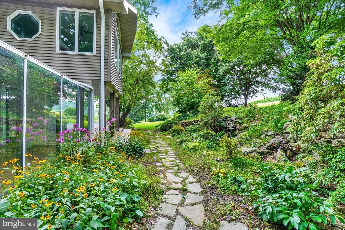 821 Smeltzer Road photo 5
