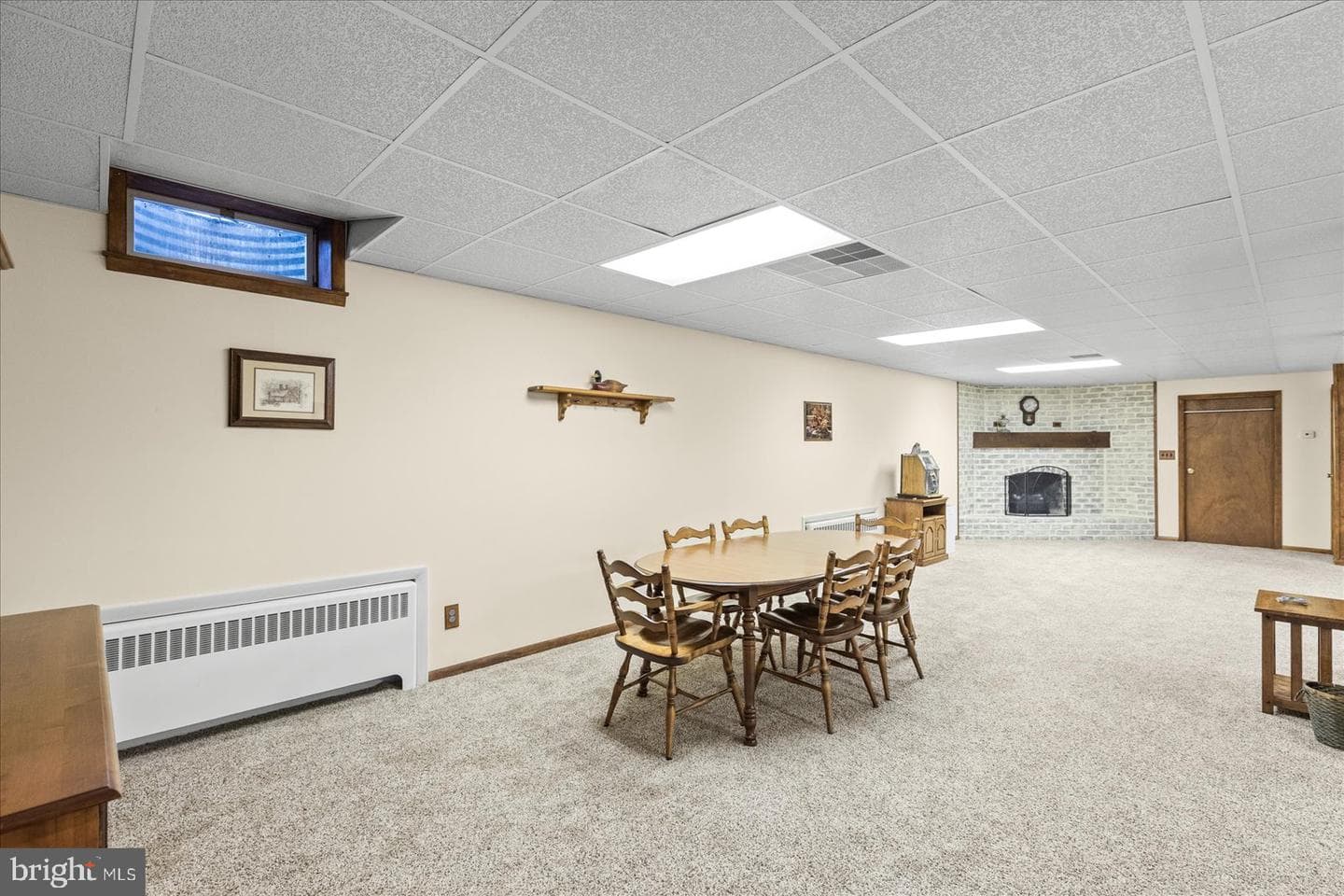 530 Dietz Road photo 27