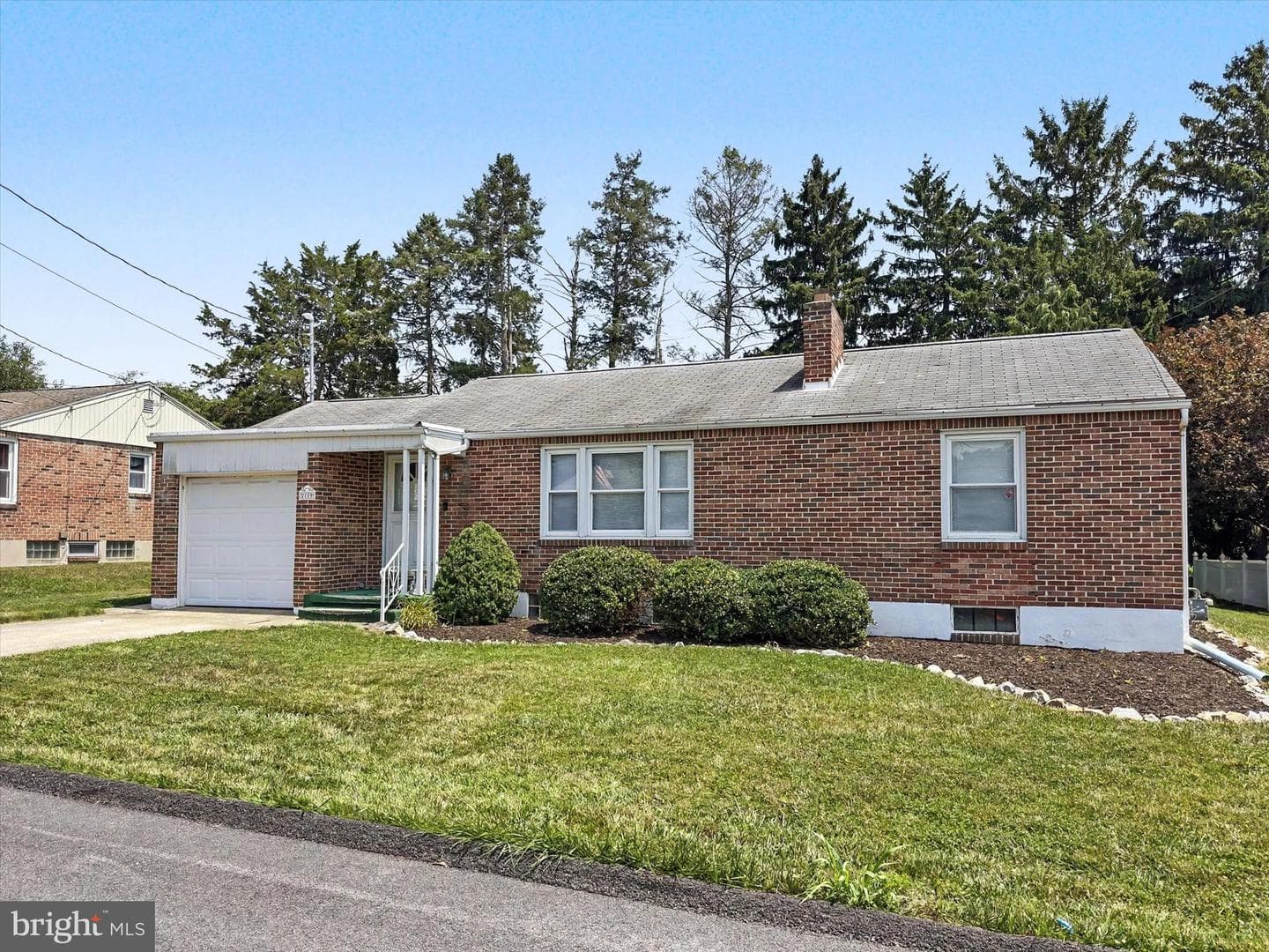 2789 Clear Springs Boulevard photo 1