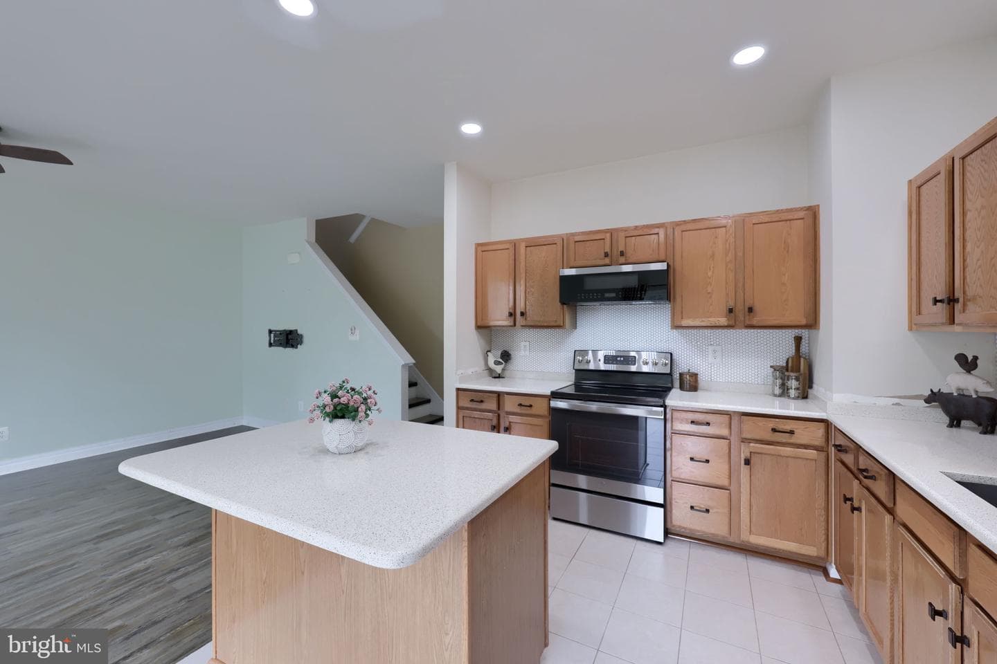 2307 Golden Eagle Drive photo 9