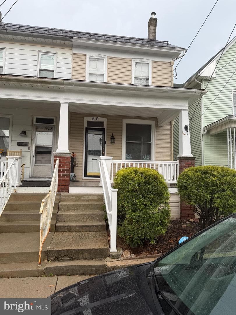 60 E Maple Street