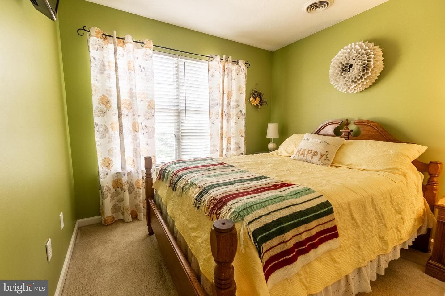 61 Sara Lane photo 16