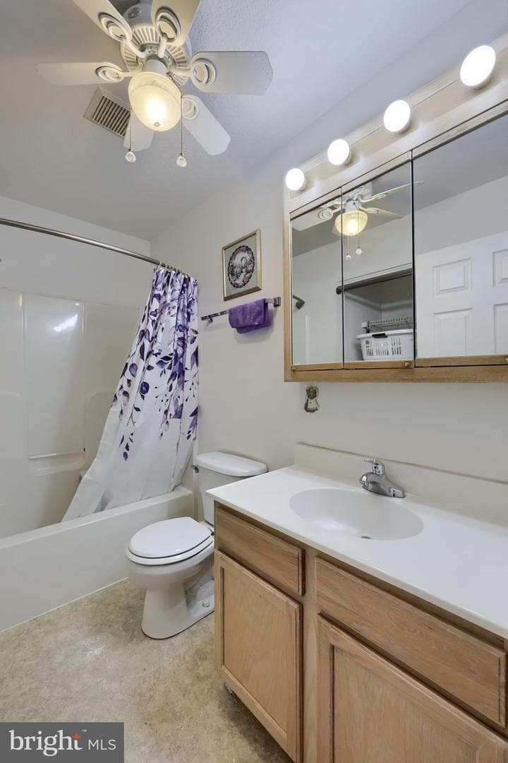 1738 Boxwood Court photo 20