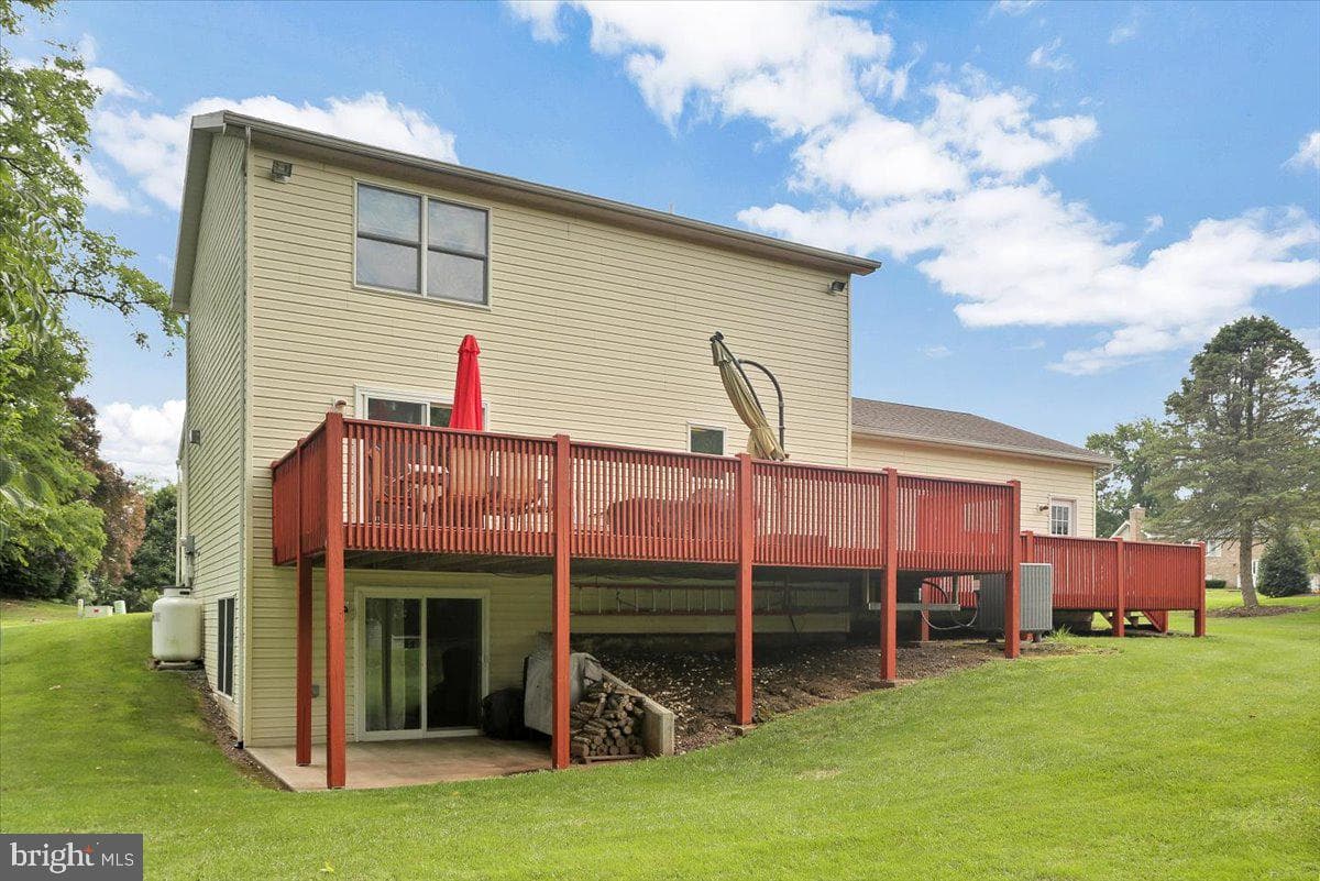 643 Elliott Drive photo 49