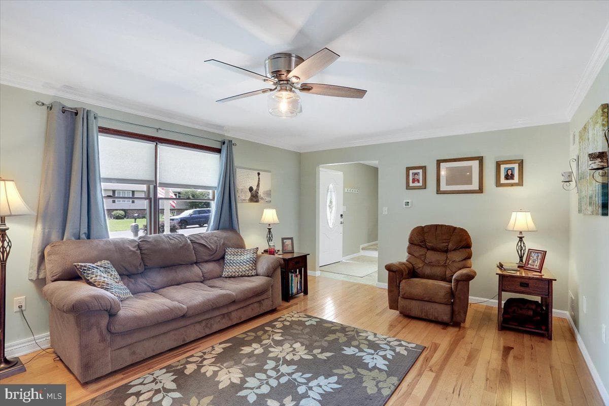 643 Elliott Drive photo 9