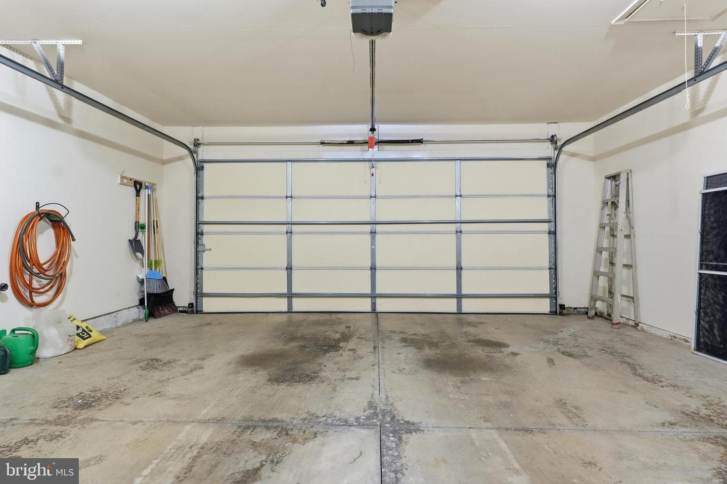 2164 Knob Hill photo 37