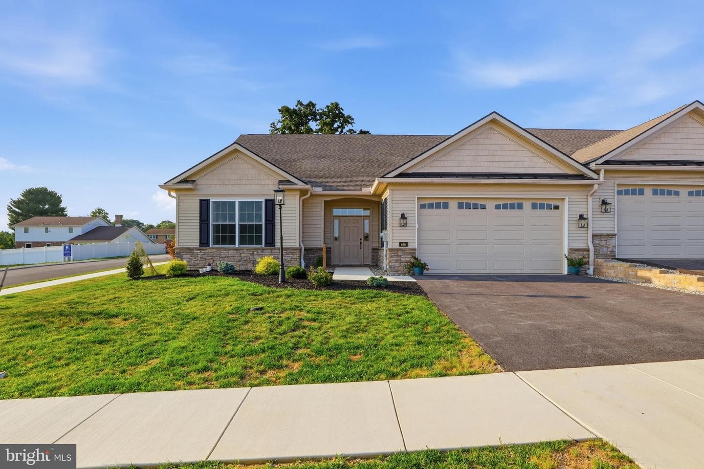 616 Bluff Stone Drive, York