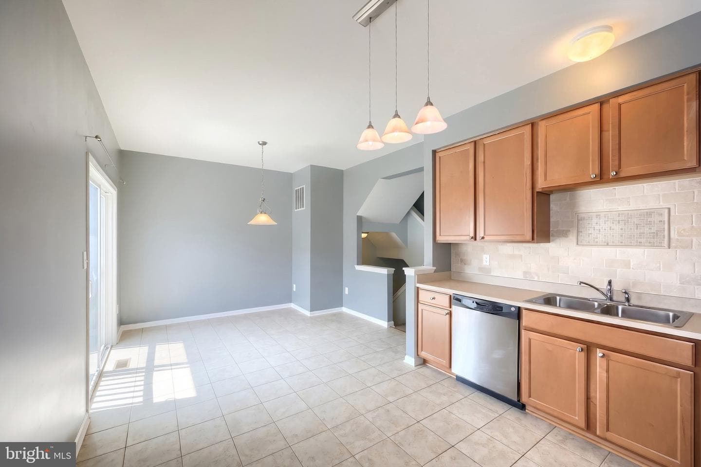 1144 Blue Bird Lane #18 photo 20
