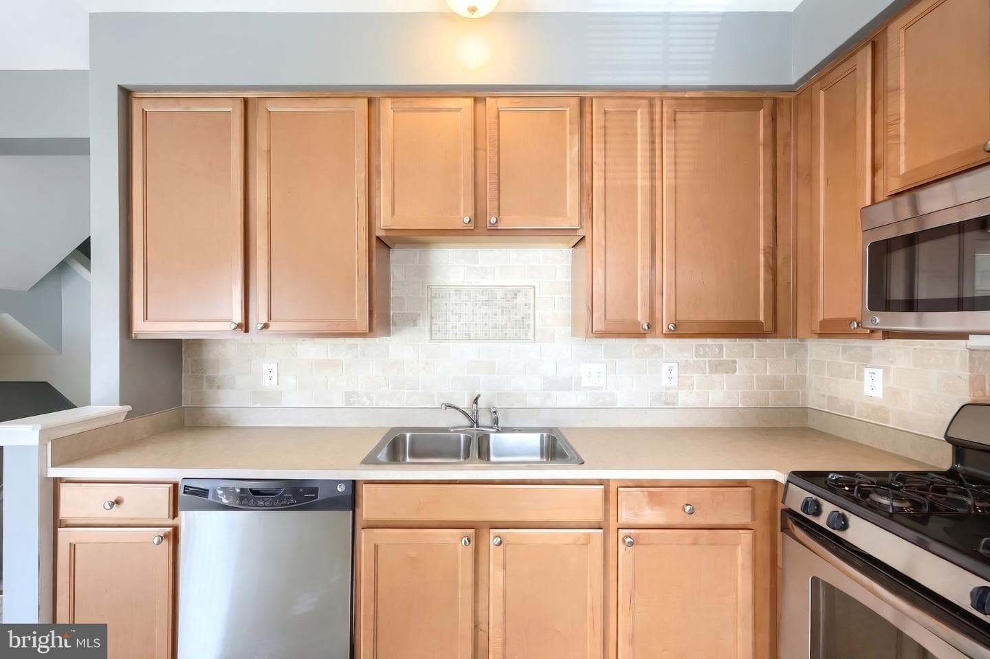 1144 Blue Bird Lane #18 photo 21