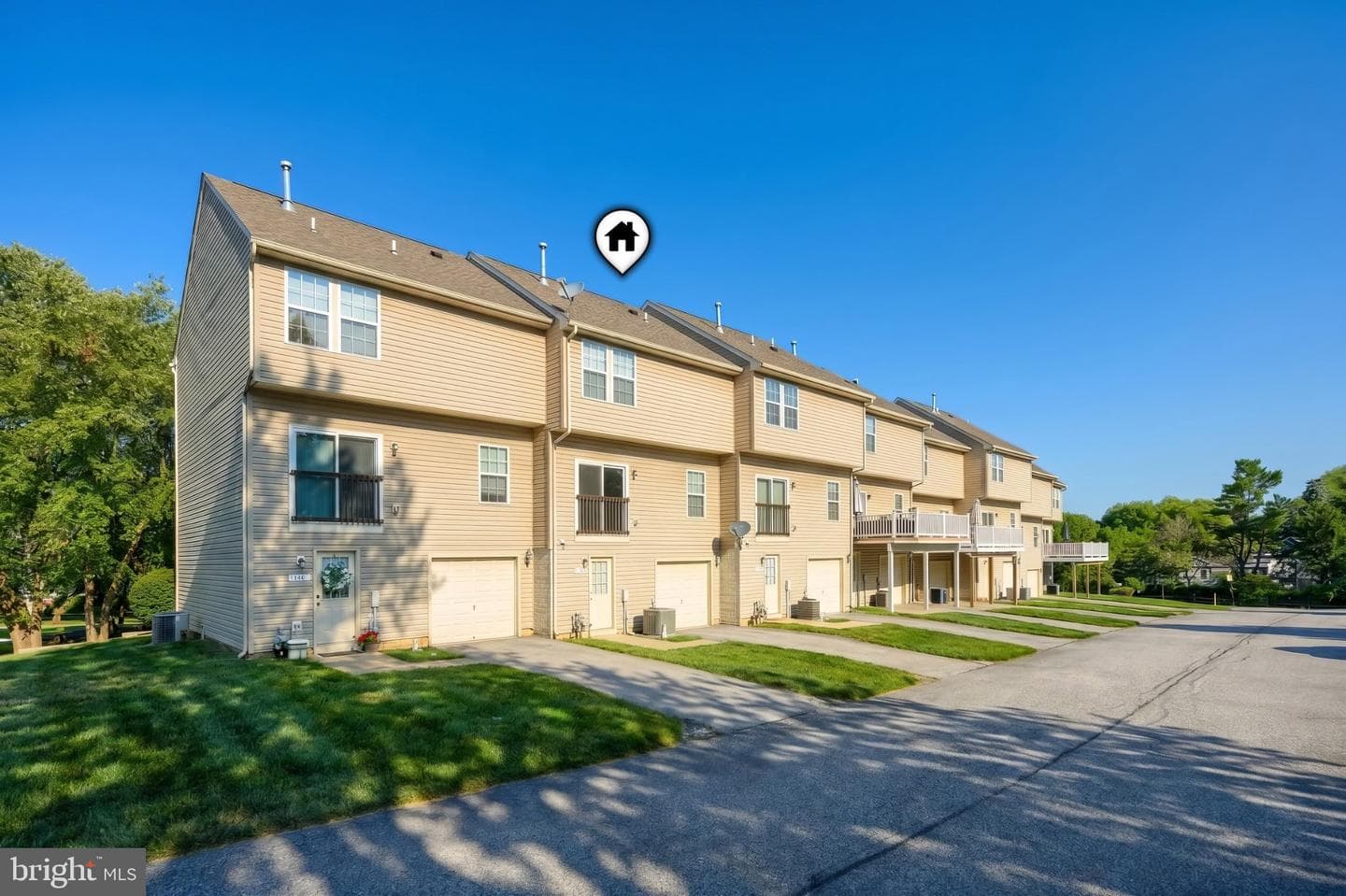 1144 Blue Bird Lane #18 photo 4