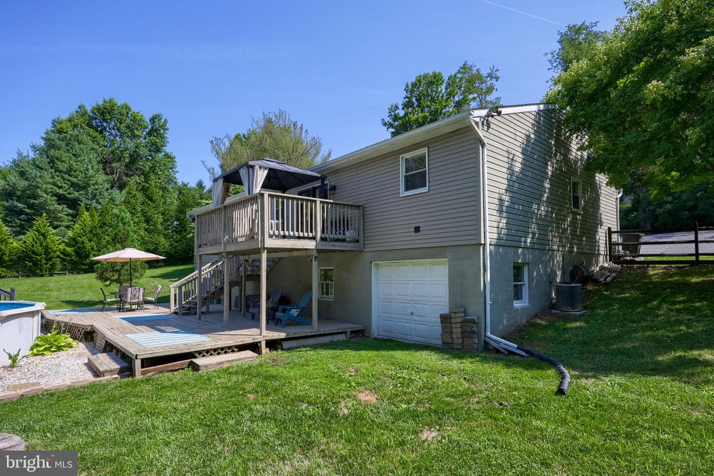888 Country Lane photo 42