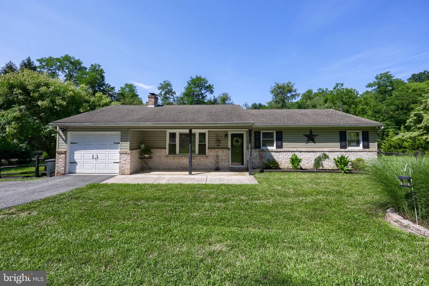 888 Country Lane photo 48