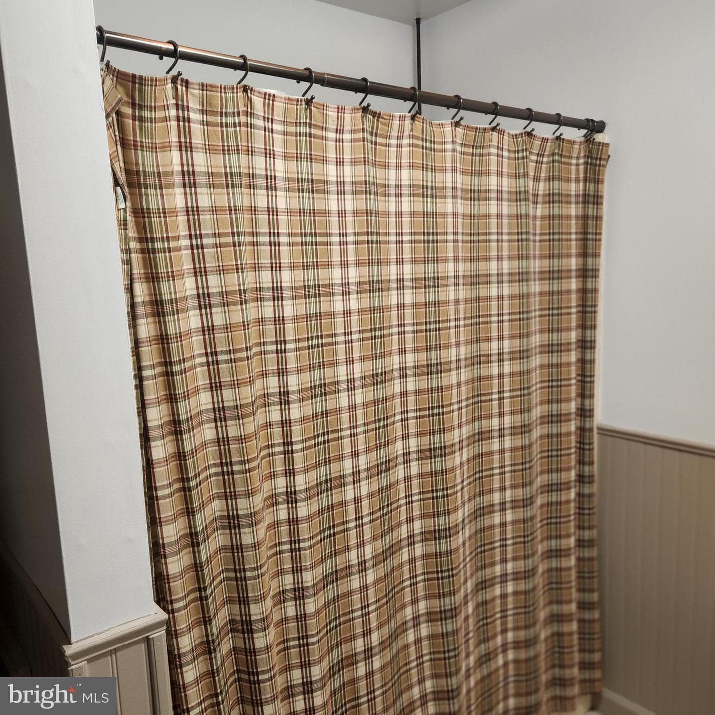290 Creek Road photo 26