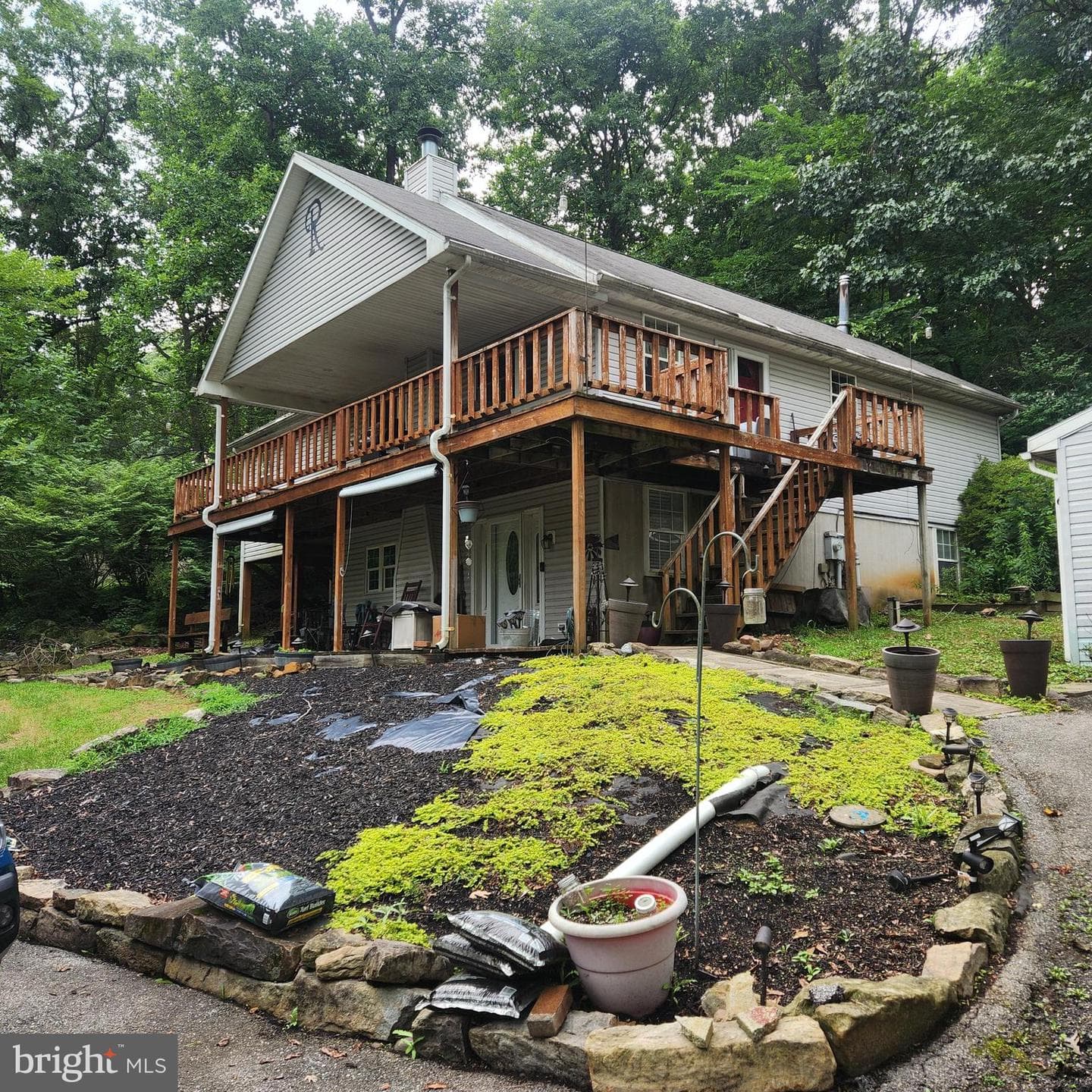 290 Creek Road photo 3