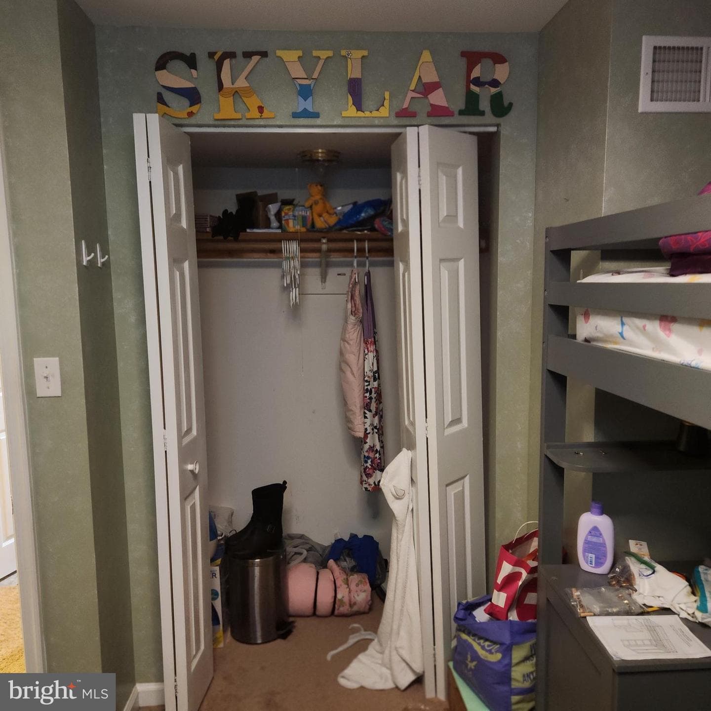290 Creek Road photo 35